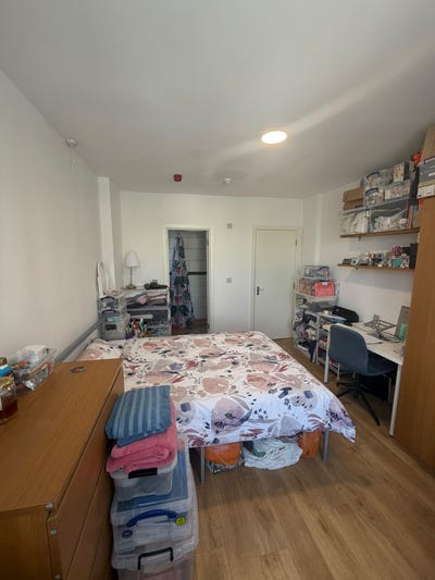 Bright En Suite Room In Manor House All Bills Inc. Main Photo