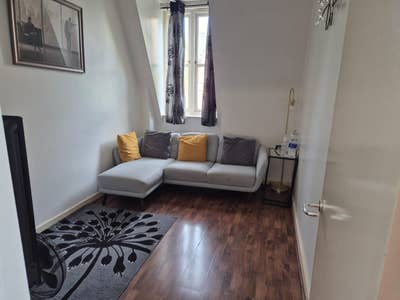 1 Bedroom Flat to Rent in Dalston, Hackney, E8 Main Photo