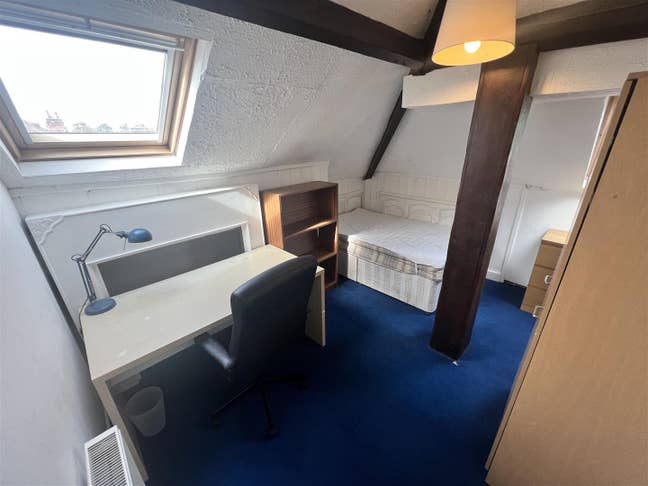 Double Room Available in Earlsdon House Share Main Photo
