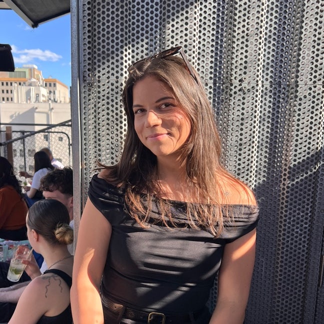 Looking for a room in a social girls flat :) Main Photo