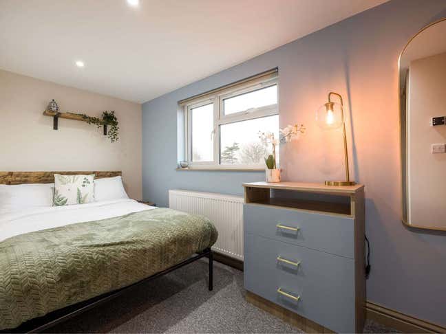 Ensuite Rooms Available 🏡 Norreys Road Main Photo