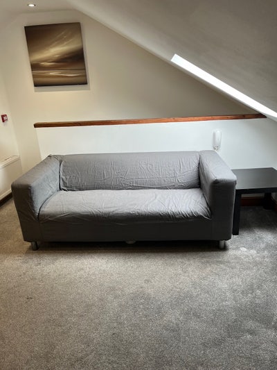 Attic Room with Lounge/Bedroom En Suite Main Photo