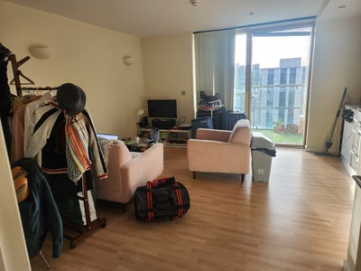Tenancy take over-Ensuite room in city center Main Photo