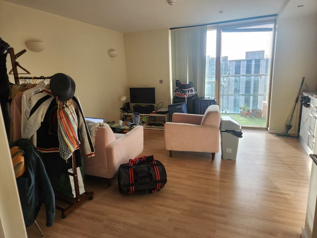 Tenancy take over-Ensuite room in city center Main Photo
