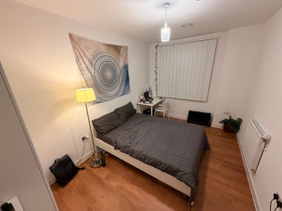 🏠Room Available - Gallions Reach  Main Photo