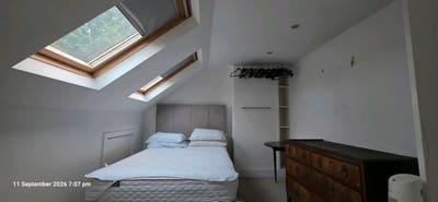 Double Room, Richmond available immediately Main Photo
