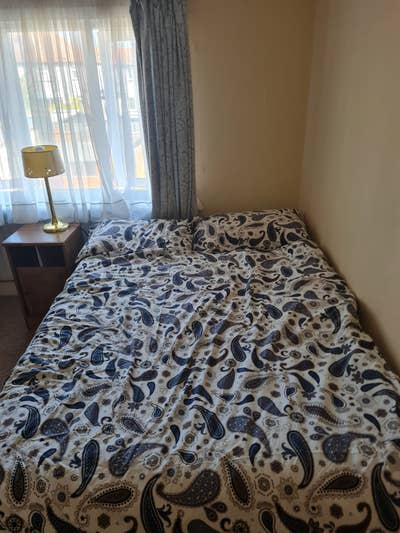 Double Room is available for rent in - SM1 3PT Main Photo