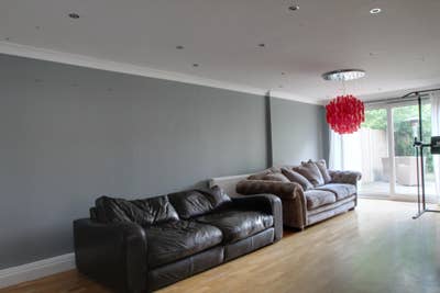 Spacious 4-Bedroom Family Home with Large Garden & Main Photo