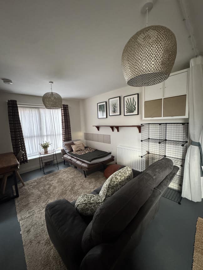 Quiet Room — Wolverhampton — All Bills Incl — NHS  Main Photo