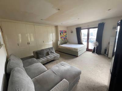Ensuite Double Room near Surrey Quays/Canada Water Main Photo