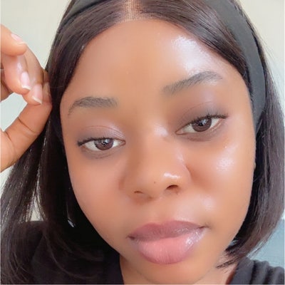 34 year old Female seeks a single or double room Main Photo