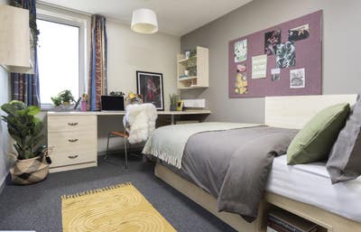 The Plaza Leeds – Ensuite &pound;165pw – Available Now Main Photo