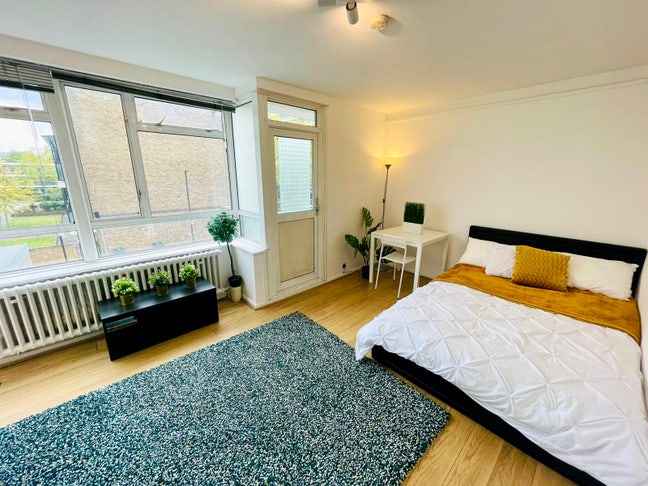 3 Amazing rooms next to Sloane Square-Victoria Main Photo
