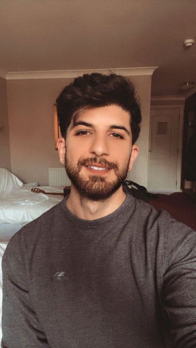 Hi, my name is Amir. I’m looking for a clea... Main Photo