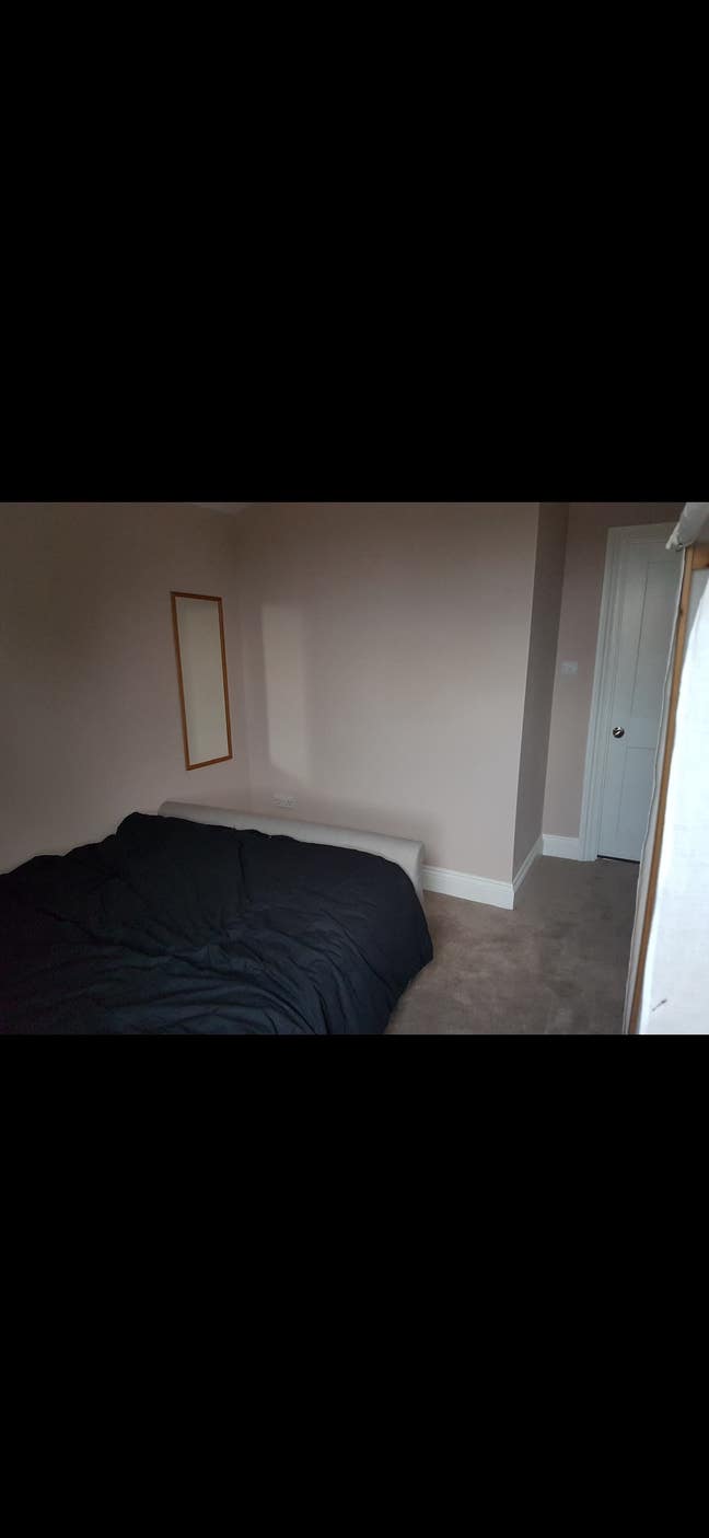 Double room in quiet area Main Photo