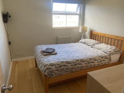 Lovely double room with separate private bathroom  Main Photo