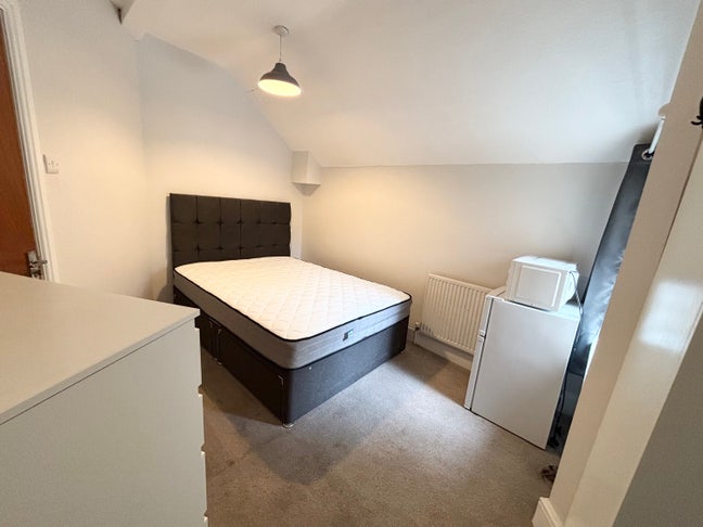 Double en-suite - South Croydon station- bills inc Main Photo
