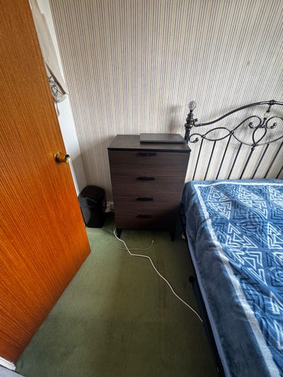 Single Room for Rent in 3 Bed House  Main Photo