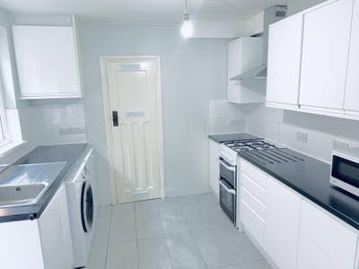 🏡Modern Large 1 Bedroom flat 📍RG1 Prime📍 Main Photo
