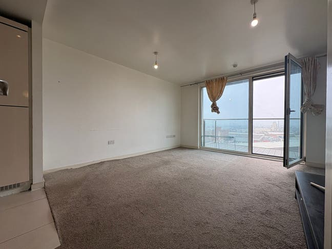 Part Furnished Two Bedroom Apartment Main Photo