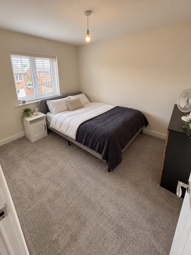 Room available  Main Photo