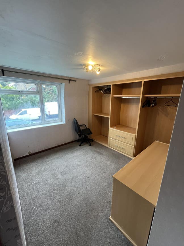 Queer household looking for a new housemate ASAP Main Photo