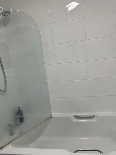 Single room available  Main Photo