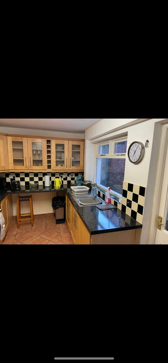 Two rooms available in stranmillis area of Belfast Main Photo