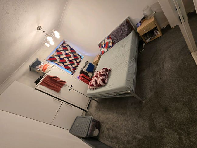 Room remt Main Photo