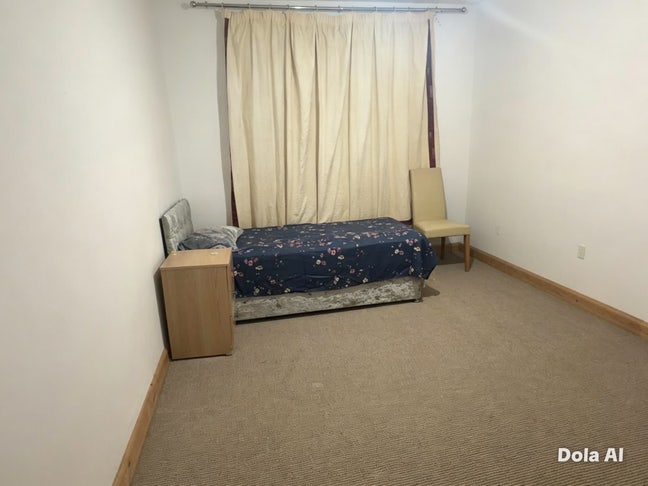 Private Large Room Available to rent  Main Photo