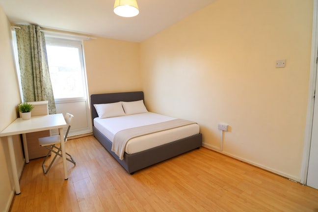 2 Beautiful and Affordable Rooms Near Hackney! Main Photo