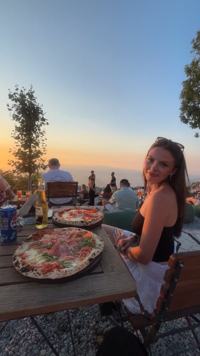 Looking for a double room in a houseshare!! Main Photo