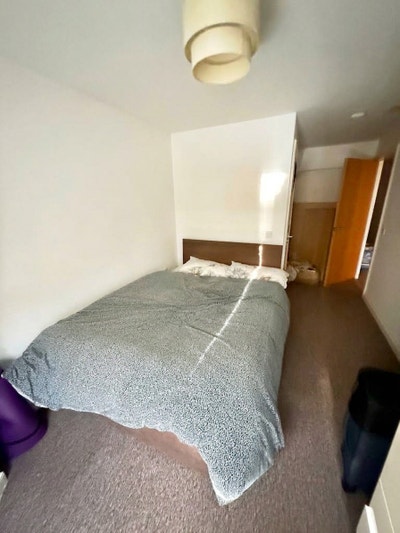 En-suite room available  Main Photo