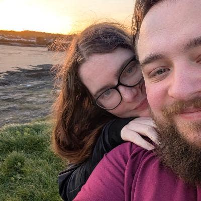 Couple looking to share in Bristol or South Wales Main Photo