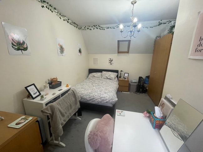 Large En-Suite Double Room Great Ashby Stevenage Main Photo