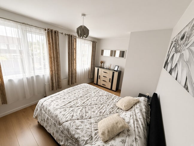 Double Room for Rent - &pound;580 a month bills included Main Photo