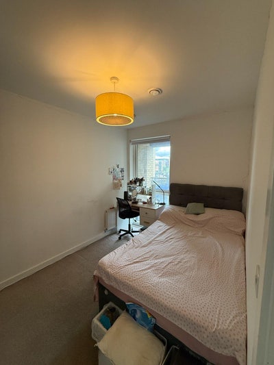 Double room available in a lovely Limehouse flat  Main Photo