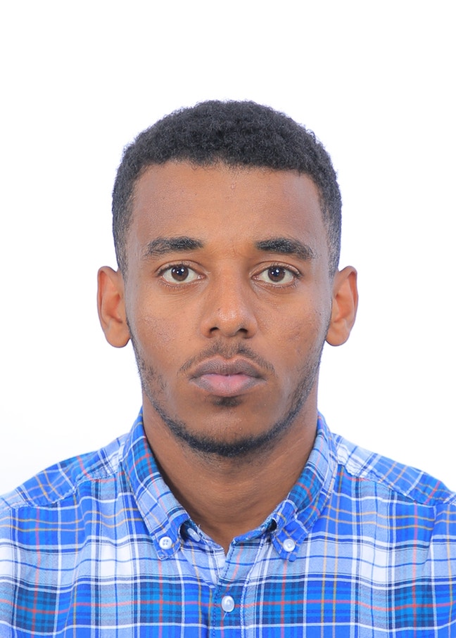 25 year old Male seeks a single or double room Main Photo