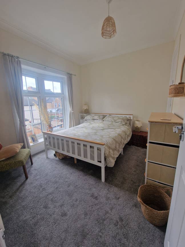 Double Room in Seafront House by the Marketplace Main Photo