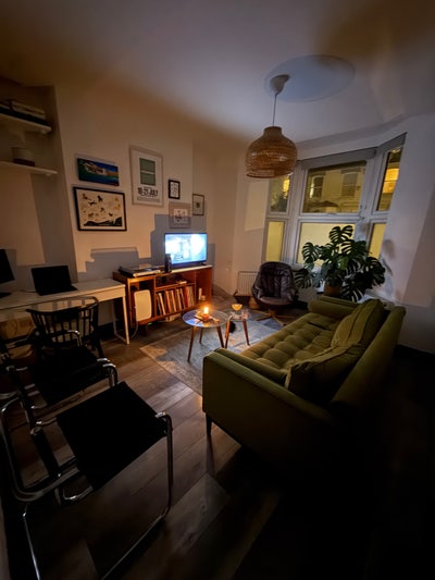 Beautiful Stoke Newington Flat w/  Private Garden Main Photo