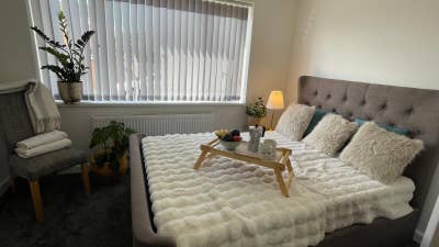 Deluxe Double Rooms with En-Suite, Brand New House Main Photo