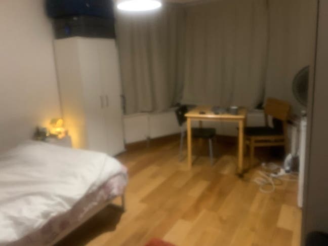 Lovely Double Room Available in a Calm Location Main Photo