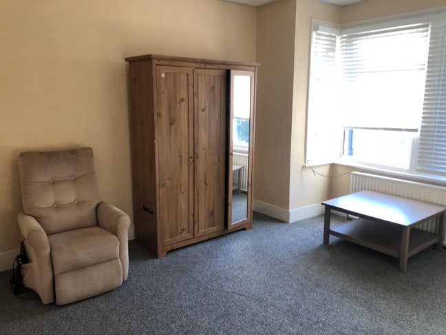 🏡✨ Double Room to Rent – East Ham ✨🏡 Main Photo