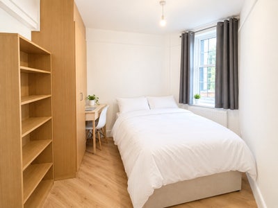 Small Double Room in Marble Arch Main Photo