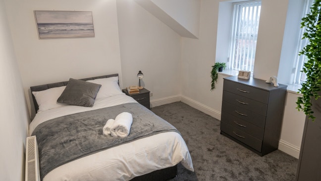 💥Large Fully Furnished Double Room Available! Main Photo