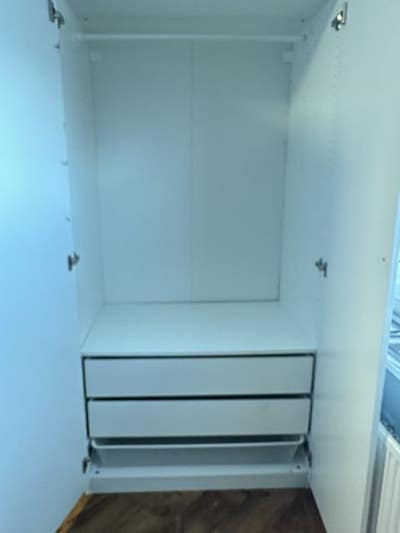 Furnished room to let excellent links to London Main Photo