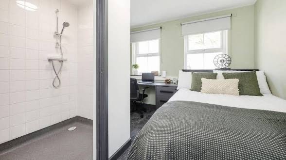En-suite student room — Dean House, New Cross Main Photo