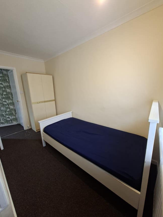 Double room for sharing for female Sthdent or Prof Main Photo