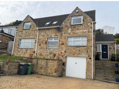Double room, family home, Fenay Bridge HD8 Main Photo