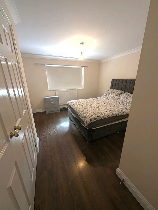  A spacious Ensuite room for Rent  Main Photo